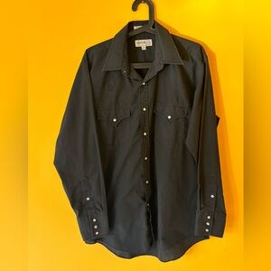 Black Sheplers Vintage shirt